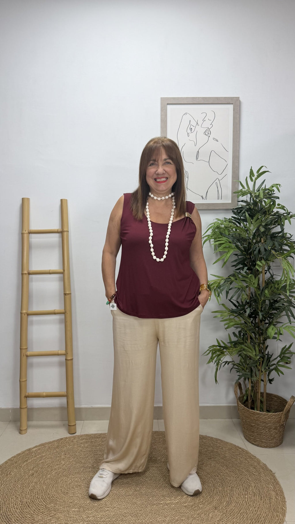 Blusa Broche Burdeos