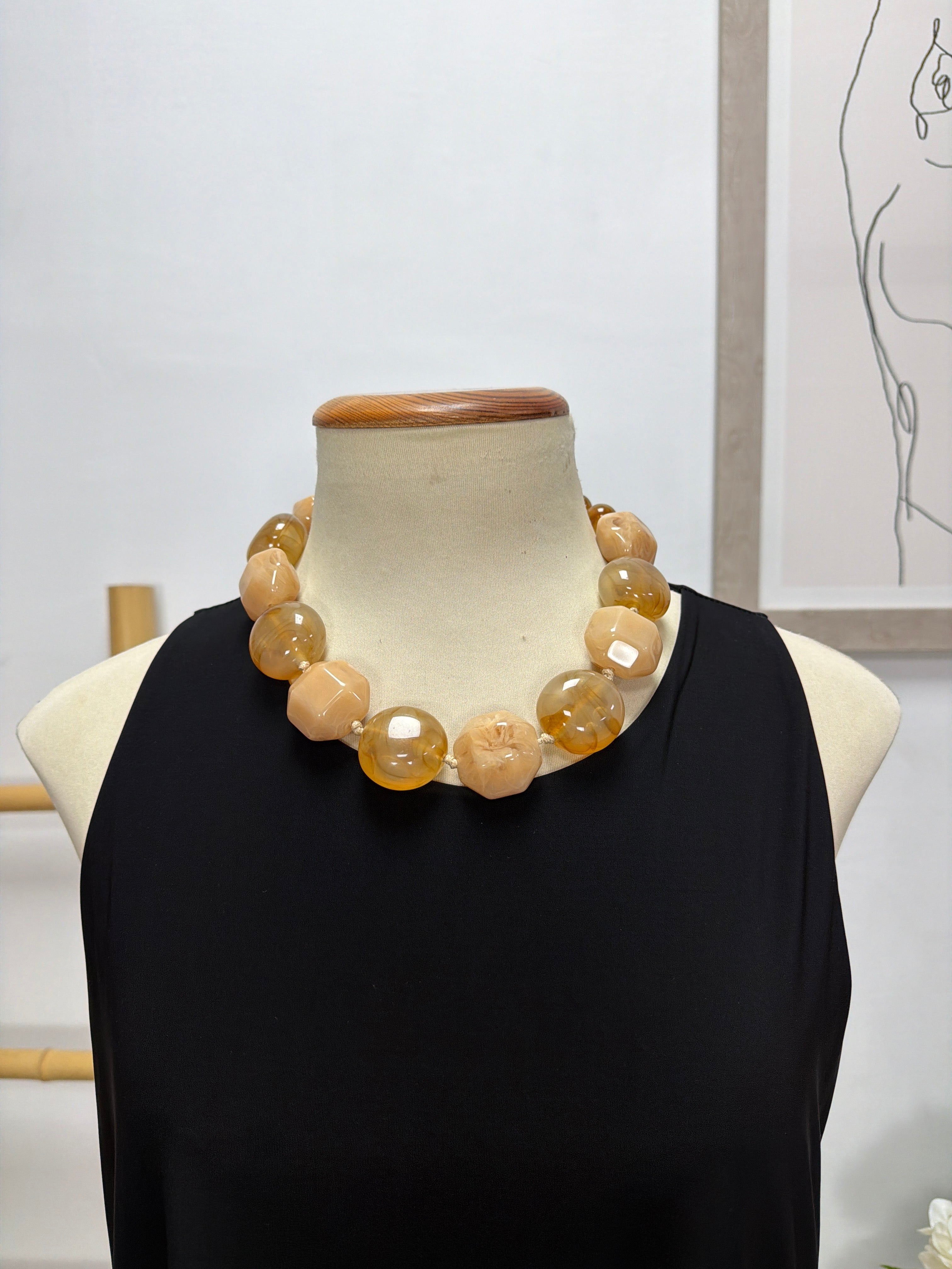 Collar Piedras Beige
