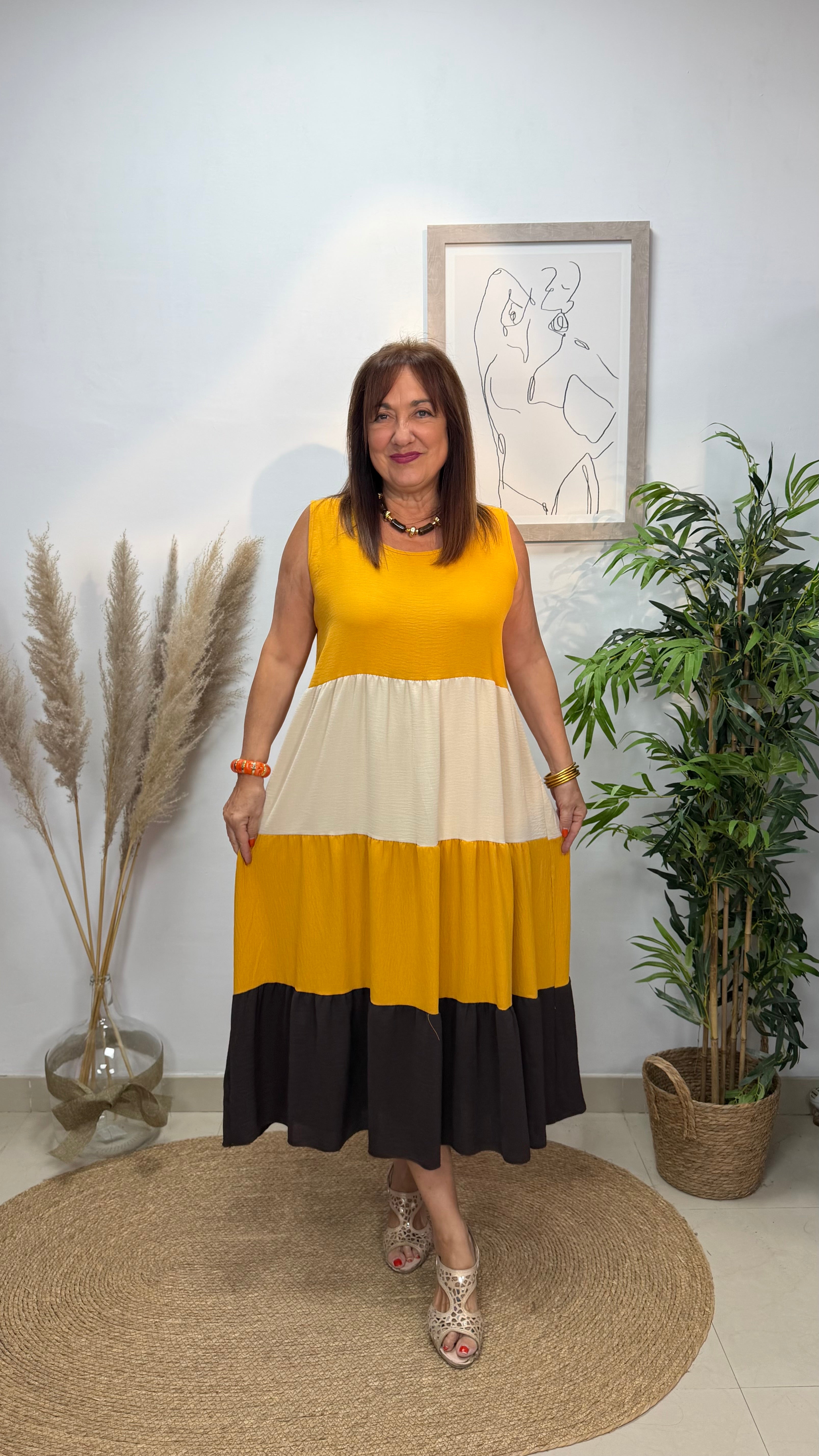 Vestido Volante Tricolor