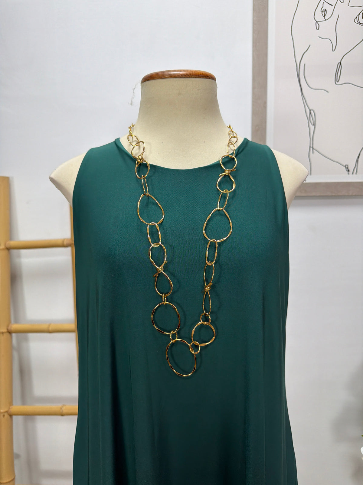 Collar Dora