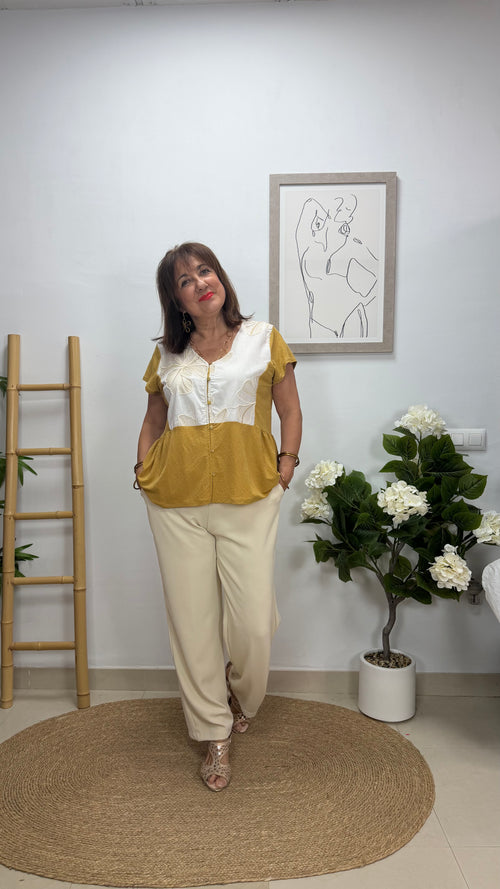 Blusa Chantra Ocre